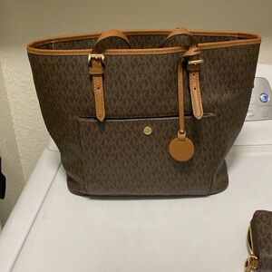 Michael Kors purse, and matching wallet ￼